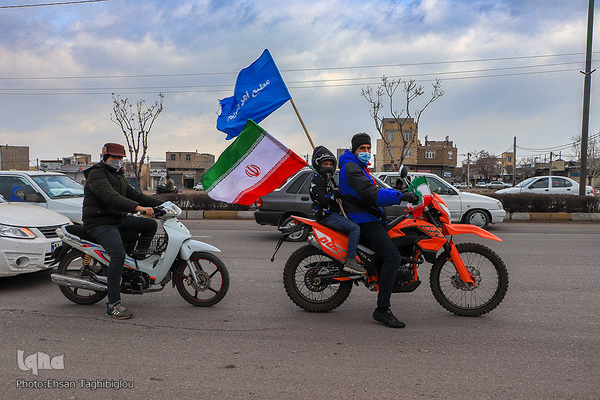 راهپیمایی خودرویی در زنجان