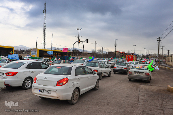 راهپیمایی خودرویی در زنجان