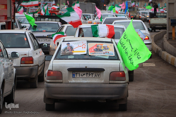 راهپیمایی خودرویی در زنجان