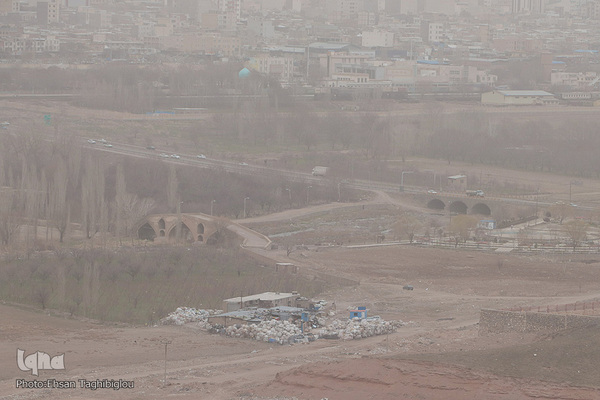 گرد و غبار در زنجان‎‎