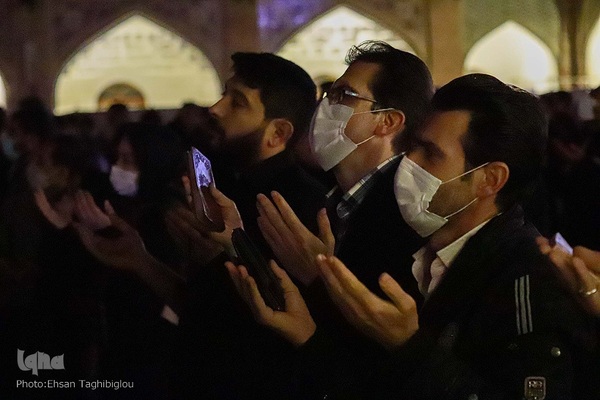 قرار بندگی؛ احیای شب ۲۱ رمضان در زنجان