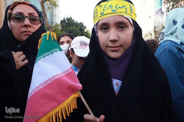 اجتماع عظیم «سلام فرمانده» مردم مومن و ولایت‌مدار زنجان در میدان انقلاب