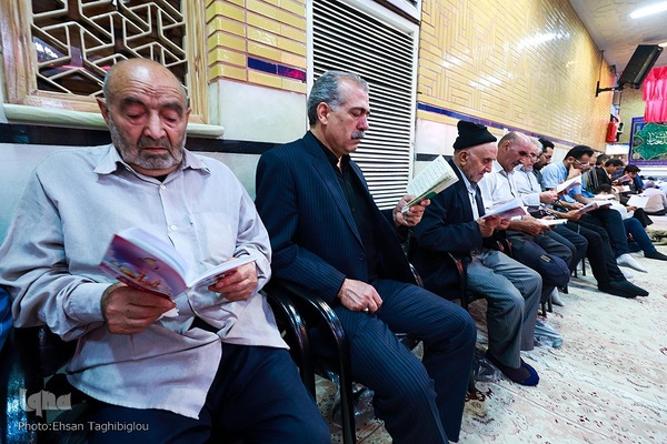 دعای عرفه در حسینیه اعظم زنجان