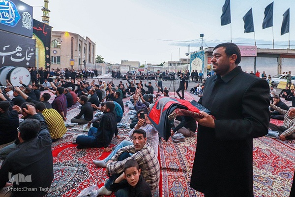 تعویض پرچم حسینیه اعظم زنجان‎‎