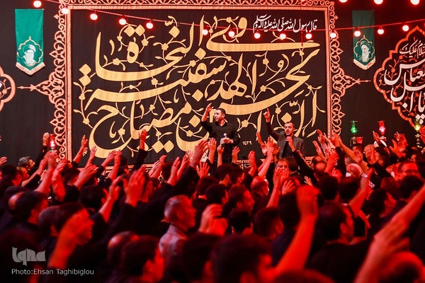 عزاداری شب چهارم محرم حسینیه اعظم زنجان‎‎