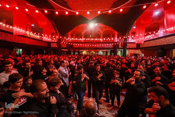 عزاداری شب چهارم محرم حسینیه اعظم زنجان‎‎