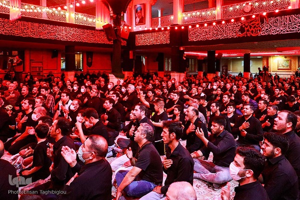 عزاداری شب چهارم محرم حسینیه اعظم زنجان‎‎