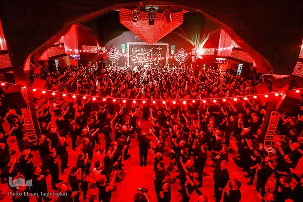 حسینیه ایران؛ عزاداری شب هشتم محرم در زنجان‎‎