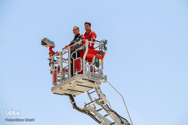 سیاه‌پوشان حسینیه اعظم زنجان