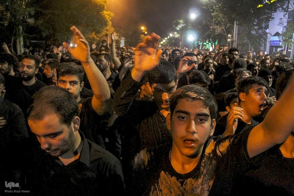 دسته عزاداران هیئت ثارالله زنجان