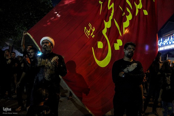 دسته عزاداران هیئت ثارالله زنجان