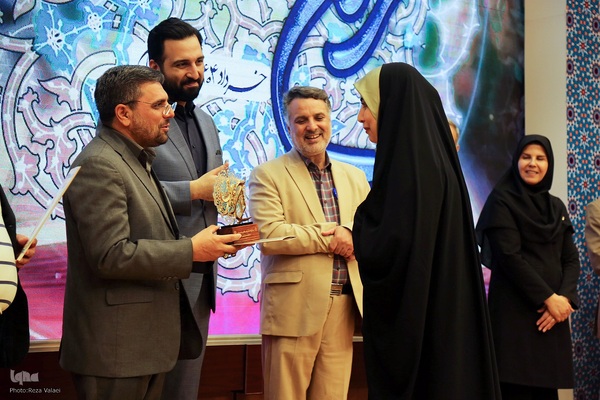 آئین اختتامیه بخش آوایی خواهران بیست و نهمین جشنواره قرآن وعترت وزارت بهداشت در زنجان