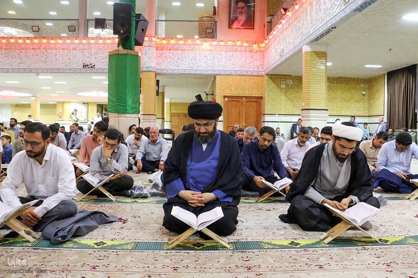 محفل بزرگ انس با قرآن در حسینیه اعظم زنجان