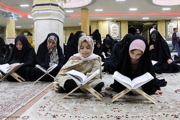 محفل بزرگ انس با قرآن در حسینیه اعظم زنجان