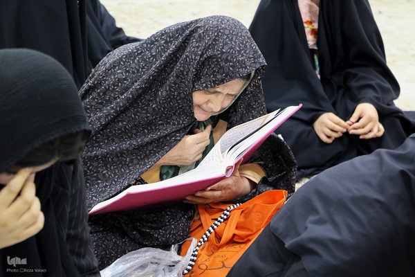 محفل بزرگ انس با قرآن در حسینیه اعظم زنجان