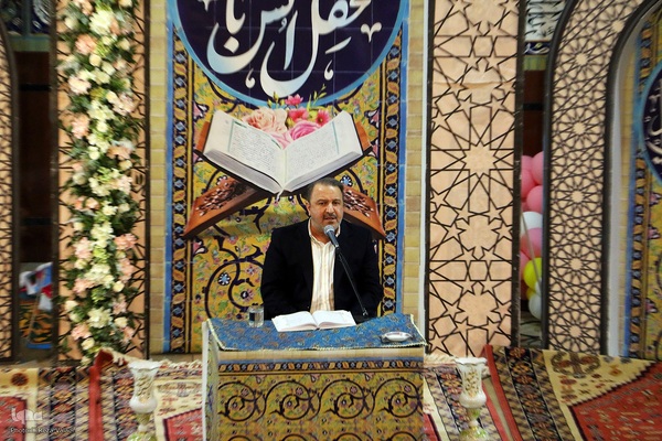 محفل بزرگ انس با قرآن در حسینیه اعظم زنجان