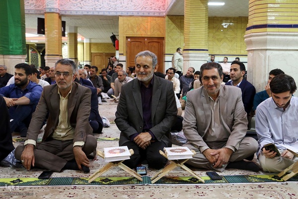محفل بزرگ انس با قرآن در حسینیه اعظم زنجان