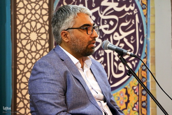 محفل بزرگ انس با قرآن در حسینیه اعظم زنجان