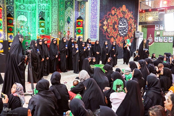 مراسم شیرخارگان حسینی در حسینیه اعظم زنجان