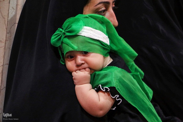 مراسم شیرخارگان حسینی در حسینیه اعظم زنجان