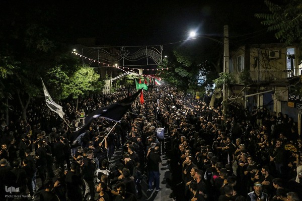 دسته عزاداری هیئت فاطمیون زنجان در شب عاشورا