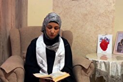 Une Palestinienne lutte contre le cancer en mémorisant le Coran