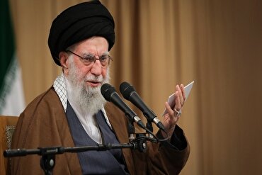 امام خامنه اي:د امریکا د سفارت نیوللو د امریکائي حکومت اصلي هویت روښانه کړ