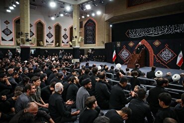 په امام خمینی حسینیې کې د حضرت اباعبدالله الحسین دعزادارۍدستورې ترسره شوې