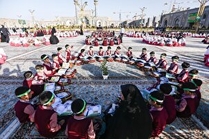 Picha: Haram ya Imam Ridha (AS) yawakaribisha maelfu ya vijana wanaojifunza Qur’ani