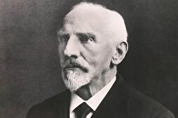 Кристен Хургрония — як мероси печида аз таҳқиқоти исломӣ ва ҷосусӣ барои мустамлика