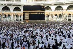 Hacılar ifaza tavafını yapmak için Mescid-i Haram’a girdi