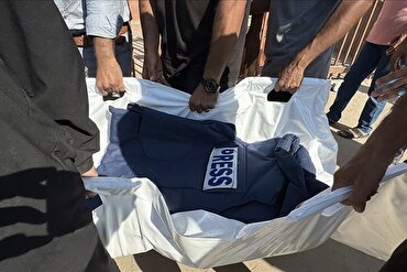 İsrail Gazze’de düzenlediği saldırıda bir gazeteciyi daha öldürdü