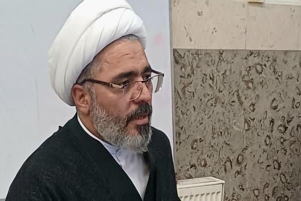 حجت‌الاسلام والمسلمین حسین یاری‌زاده، مسئول بنیاد بین‌المللی امامت در لرستان